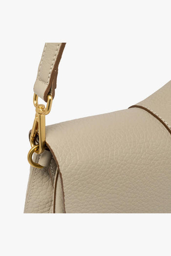 Borsa a spalla Helena Round in pelle martellata con tracolla - 5