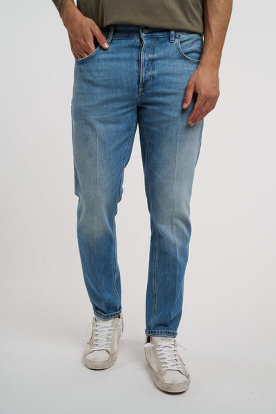 Jeans in denim chiaro tapered fit