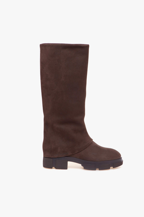 Stivale a 3/4 in nabuck con risvolto e suola in gomma leggera