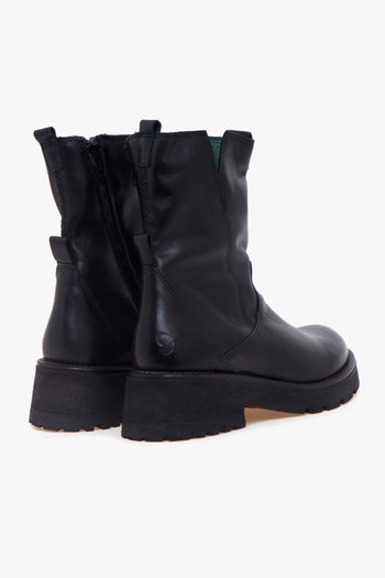 Tronchetto in pelle con spacco laterale e suola in gomma - 3