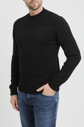 Maglia girocollo a coste in lana vergine - 3