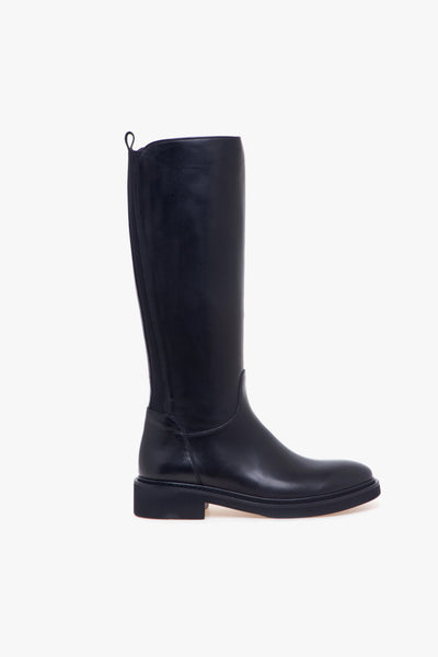 Stivale basso in pelle con gambale elasticizzato e suola extra light