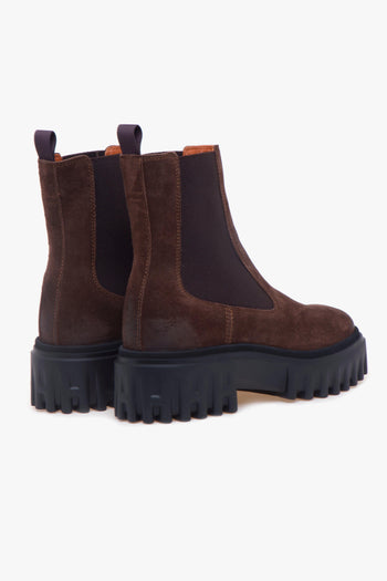 Chelsea boot in camoscio con suola in gomma - 3