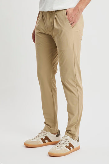 Pantalone con pence in tessuto elasticizzato - 3