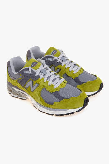 Sneaker 2002R Protection Pack in camoscio e tessuto - 2