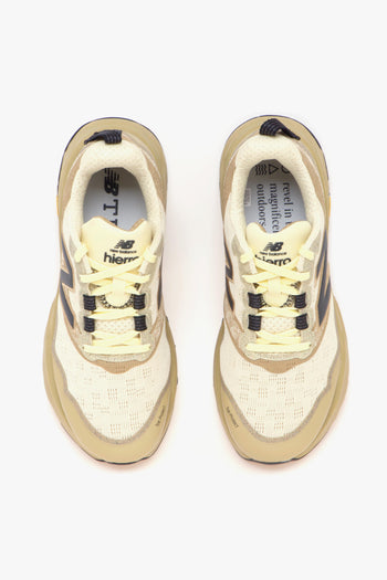 Sneaker trail running Hierro V9 - 4