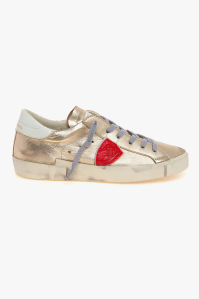 Sneaker Prsx in pelle laminata con scudo bicolore