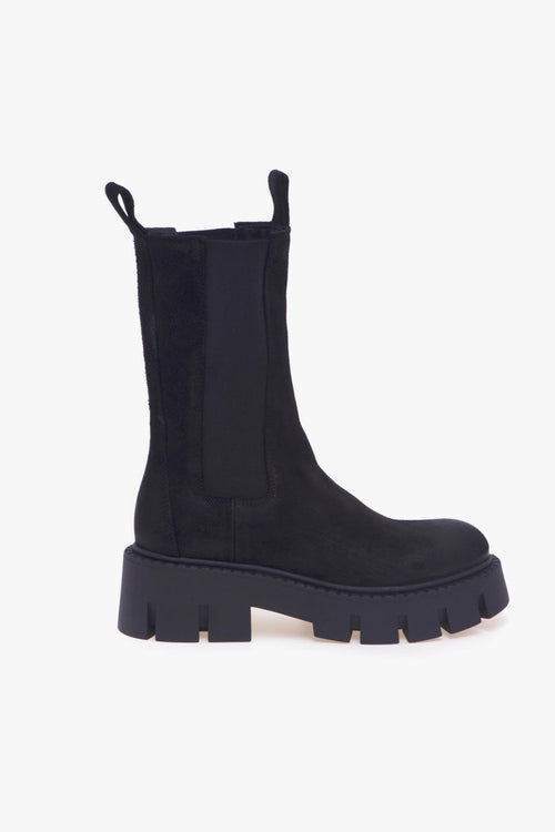 Chelsea boot in camoscio ingrassato con maxi platform