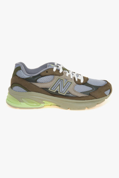 Sneaker 2010 in nabuck e tessuto