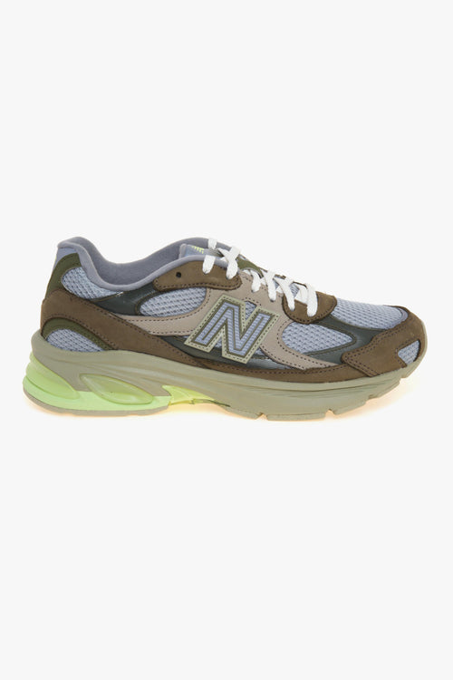 Sneaker 2010 in nabuck e tessuto