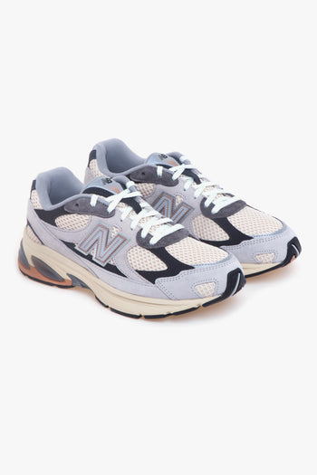 Sneaker 2010 in camoscio e tessuto GRIGIO - 2