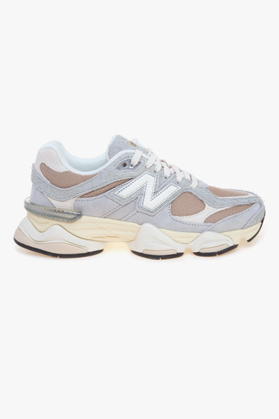 Sneaker 9060 in camoscio e tessuto