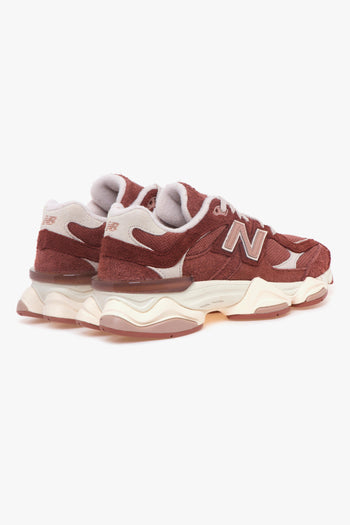 Sneaker 9060 in camoscio e tessuto CAFFE' - 3