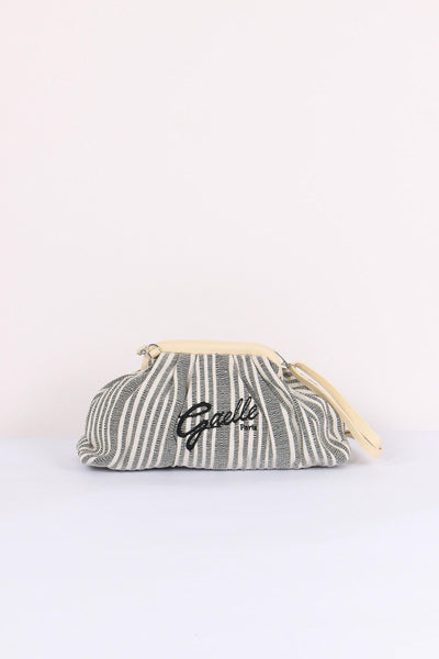 Pochette Morbida Riga Nero