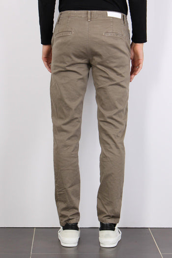 Pantalone Chino Basico Old Fango - 3