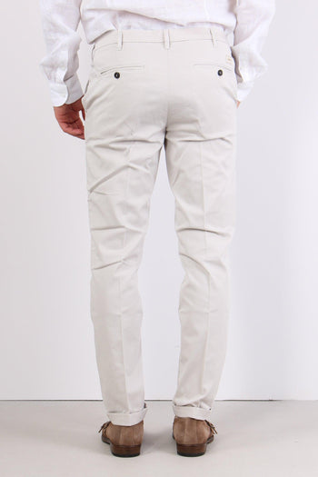 Pantalone Chino Slim Leggero Gesso - 3