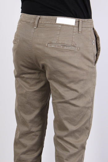 Pantalone Chino Basico Old Fango - 7