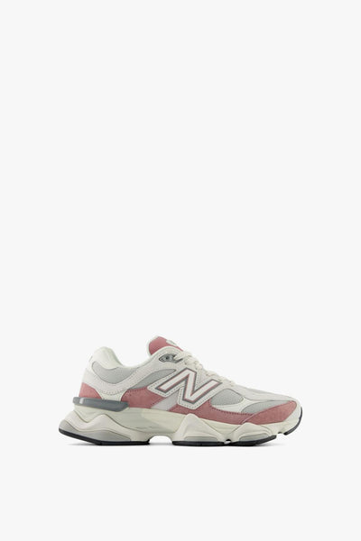 Scarpa Rosa Unisex 9060