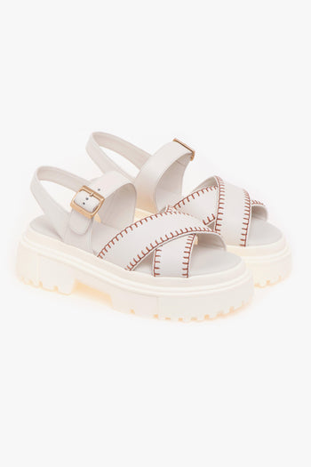 Sandalo in pelle con impunture - 2