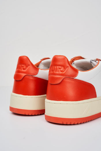 Medalist Low sneakers in pelle bianca e arancio - 4