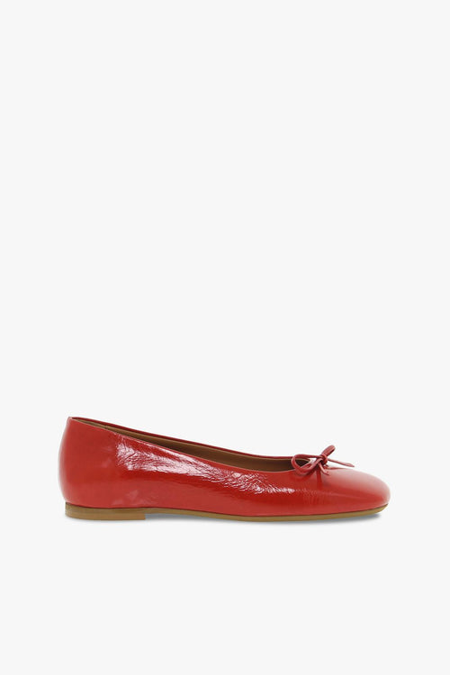 Scarpa bassa GUCCI FLAT in vernice rosso