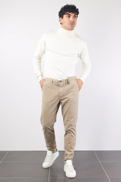 Pantalone Chino Basico Sabbia