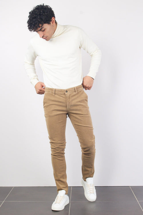 Chino Gabardina Velluto Cognac