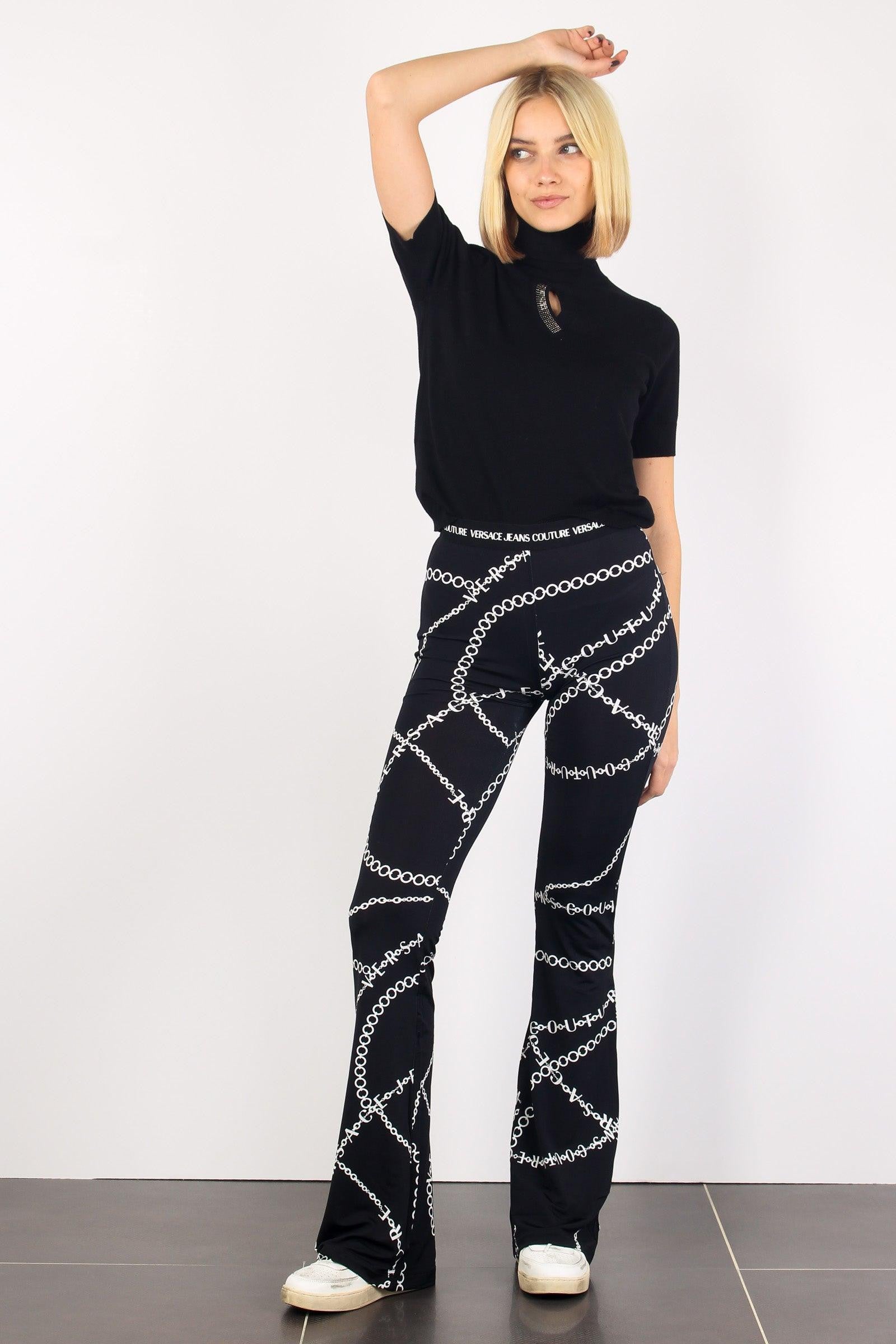 Kalinga Ashok Pull And Bear Pantaloni A Zampa Subdued Pantalones